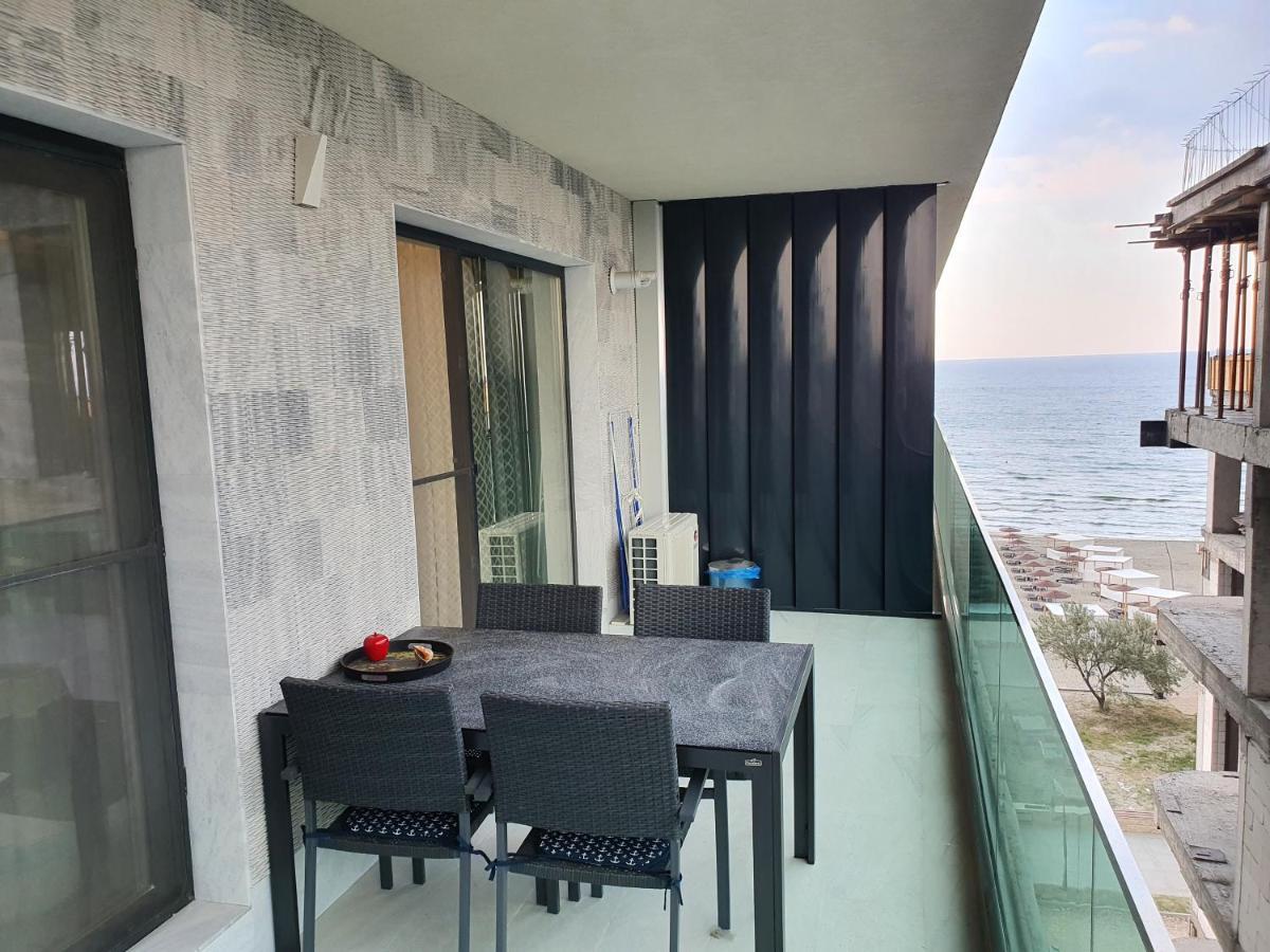 Mara By The Sea, Apartment Năvodari Esterno foto